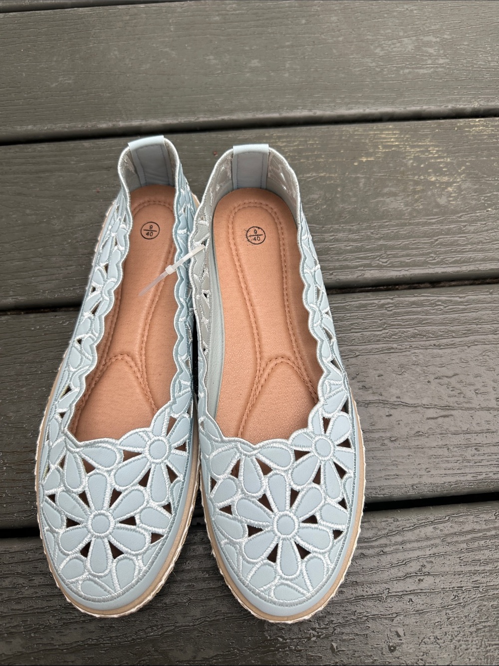 Women's Light Blue Floral Cutout Slip-On Flats